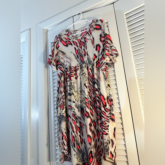 Vibrant Animal Print Dress - Picture 1 of 5